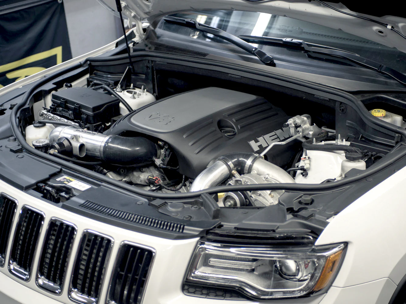 2011-2014 5.7 Grand Cherokee Hemi Supercharger Kit - Image 5