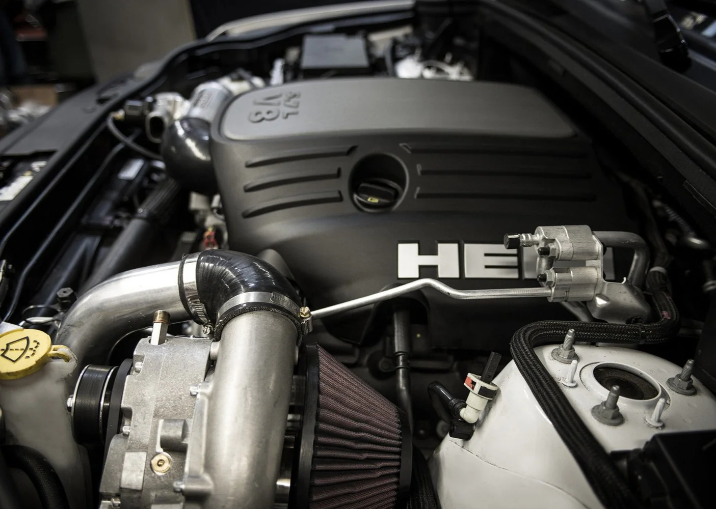 2015 5.7 Grand Cherokee Hemi Supercharger Kit - Image 4